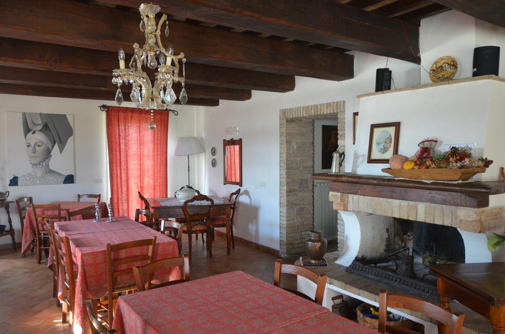 Agriturismo Il Barco 스펠로 외부 사진