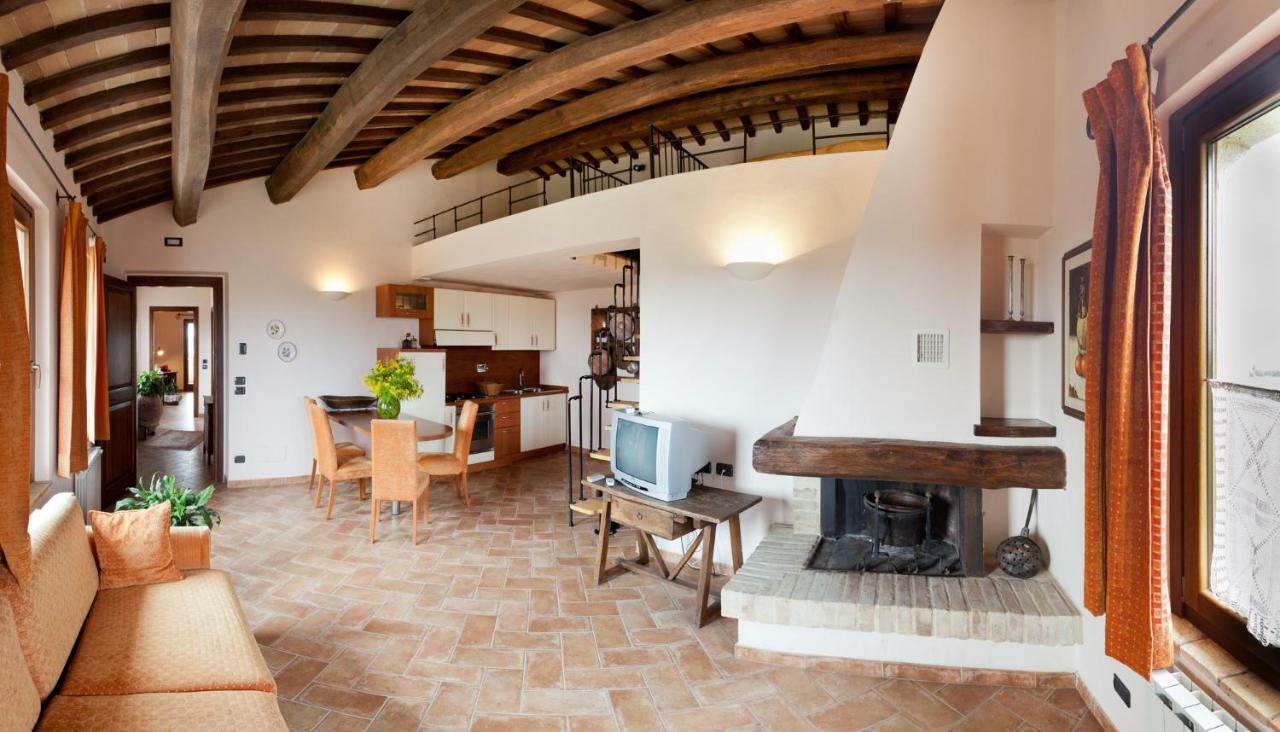 Agriturismo Il Barco 스펠로 외부 사진