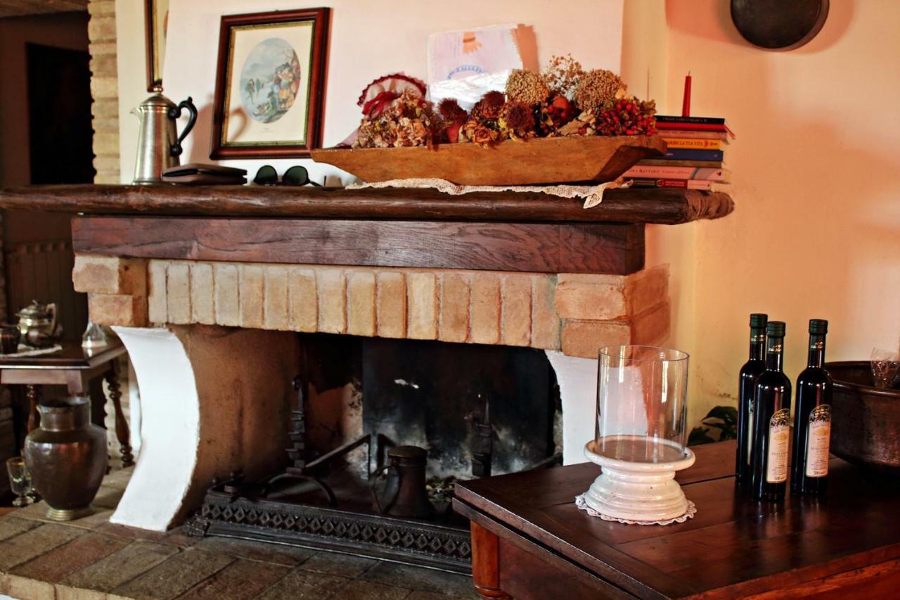 Agriturismo Il Barco 스펠로 외부 사진