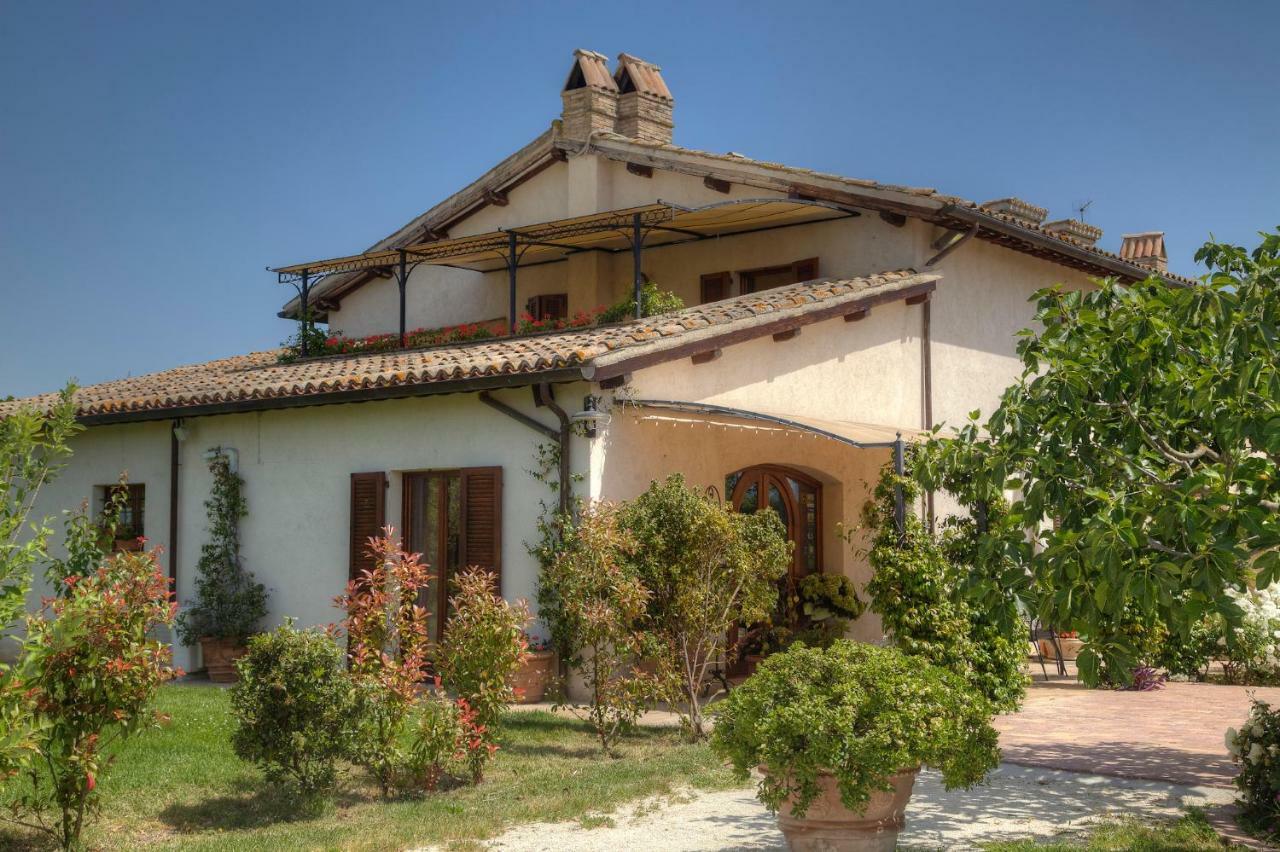 Agriturismo Il Barco 스펠로 외부 사진