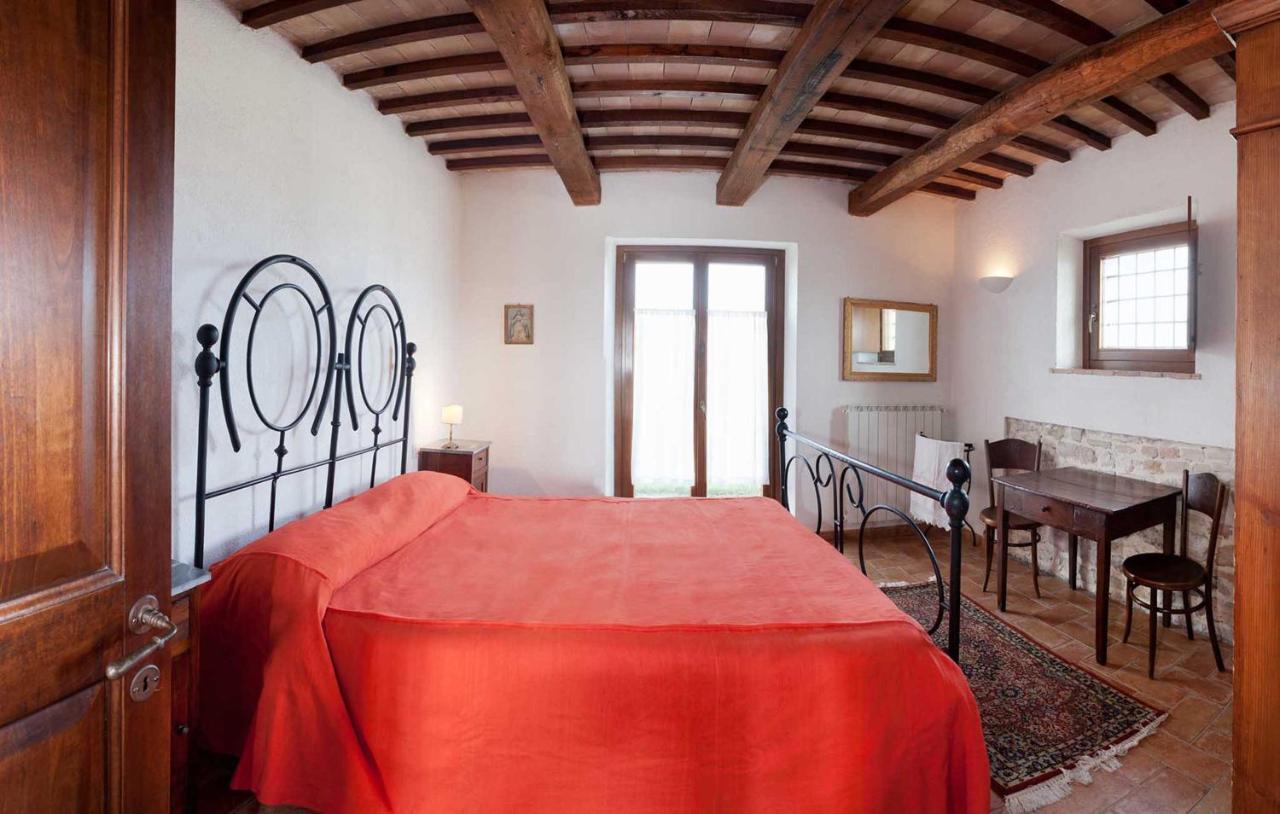 Agriturismo Il Barco 스펠로 객실 사진