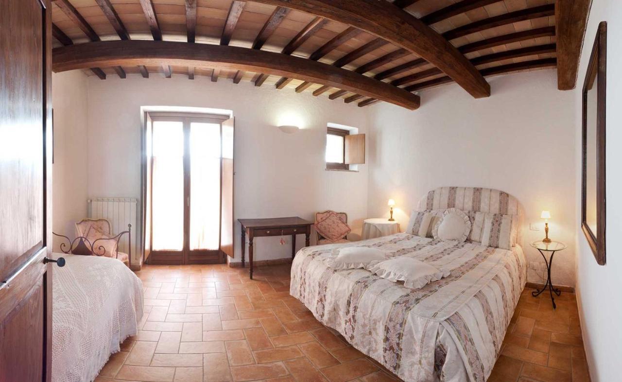 Agriturismo Il Barco 스펠로 객실 사진